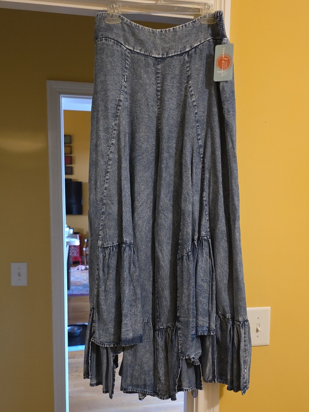 NWT Oli & Hali Wide Leg Ruffled Pants